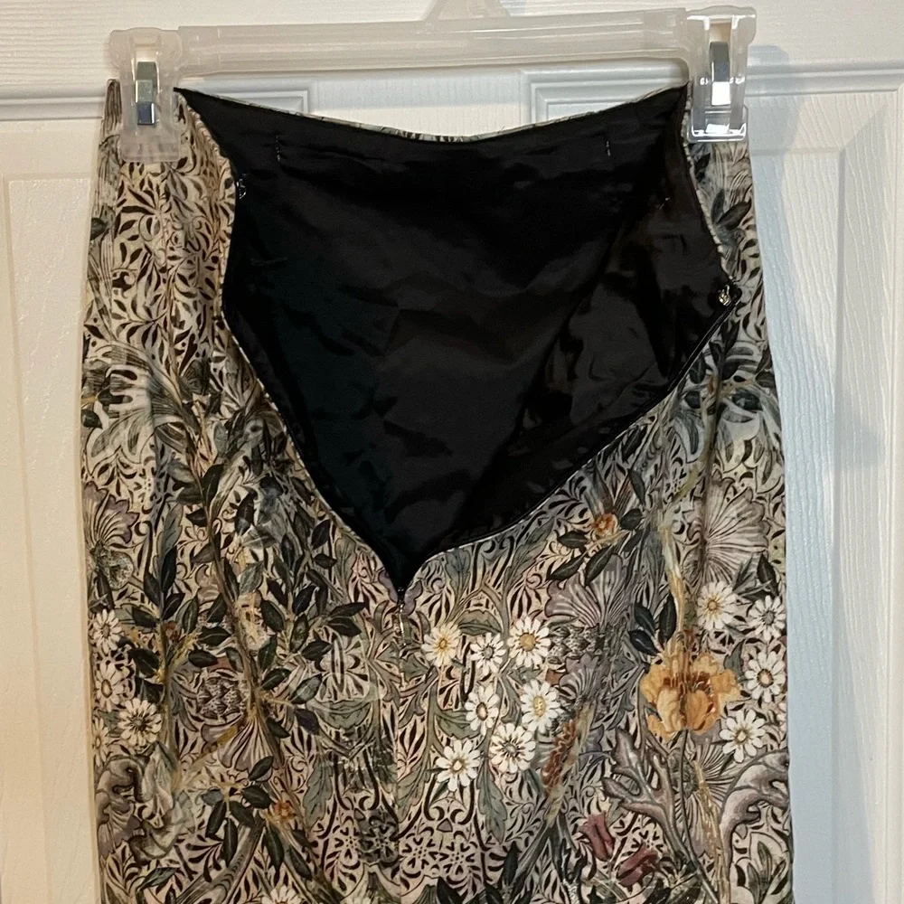 MNG Suit neutral colored floral pattern pencil skirt w/ zipper sz 2 - Picture 8 of 11